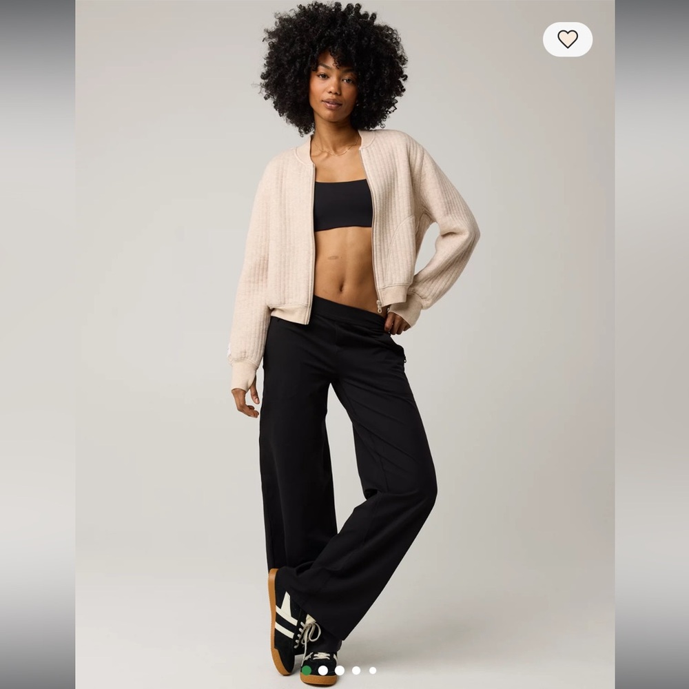 OFFLINE By Aerie The Hugger Trouser - Large Short